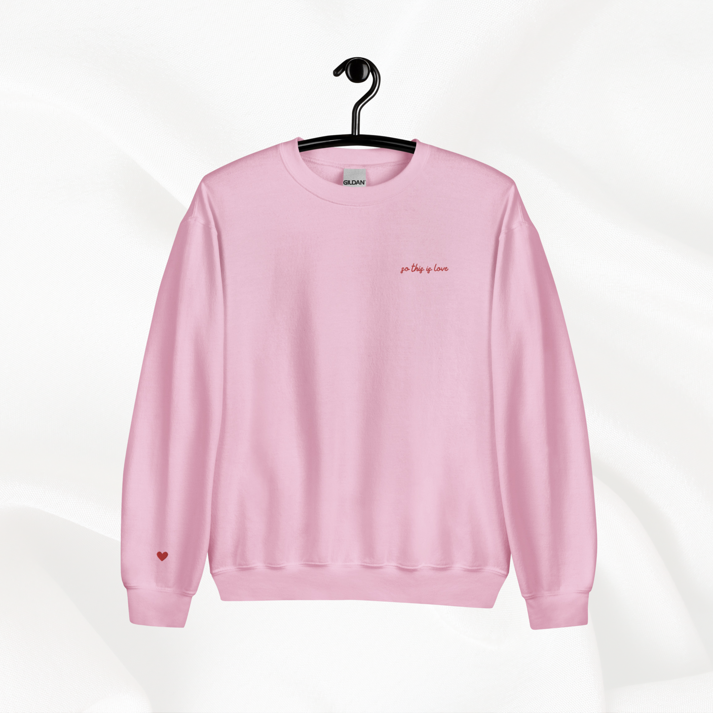 Donc c’est l’amour brodé Crewneck | Rose