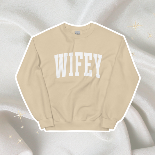 Varsity Wifey Crewneck | Sand